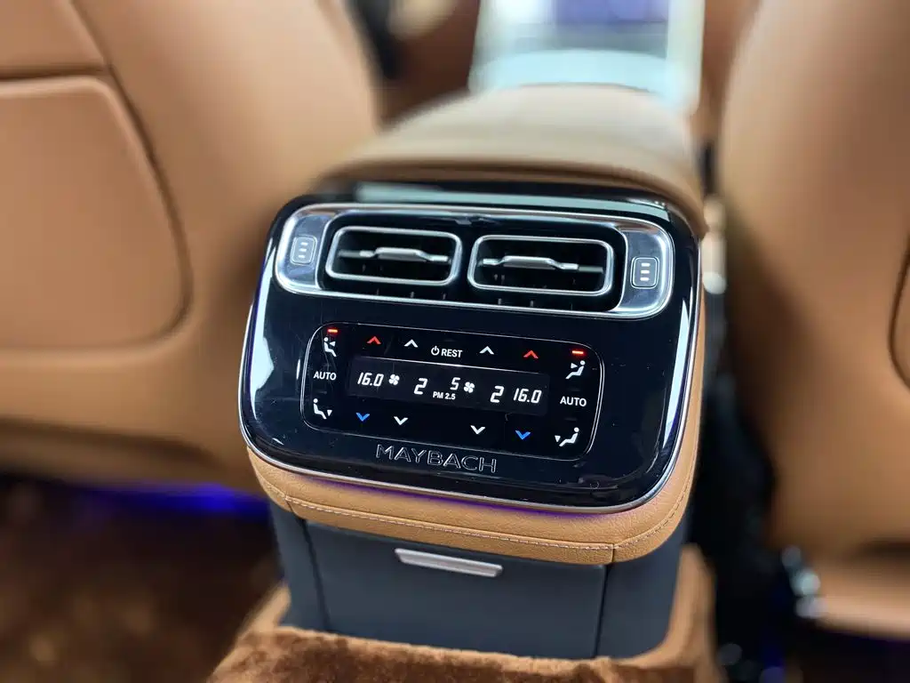 Mercedes-Benz S-Class — миниатюра 25