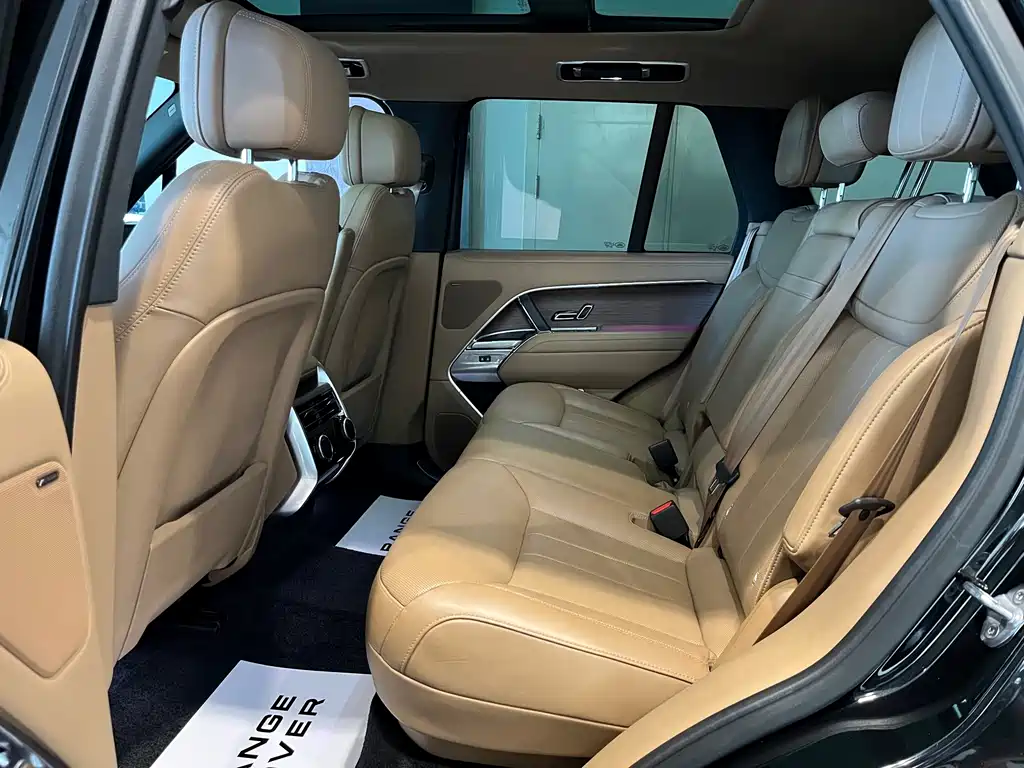Land Rover Range Rover — миниатюра 13