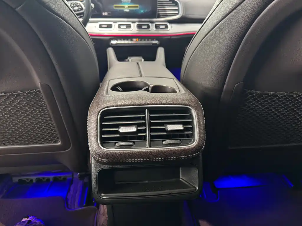 Mercedes-Benz GLE (Import) — миниатюра 15