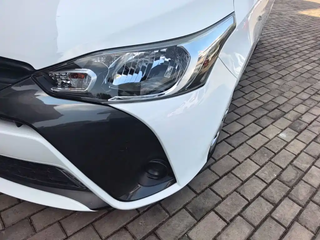 Toyota Yaris L — миниатюра 24