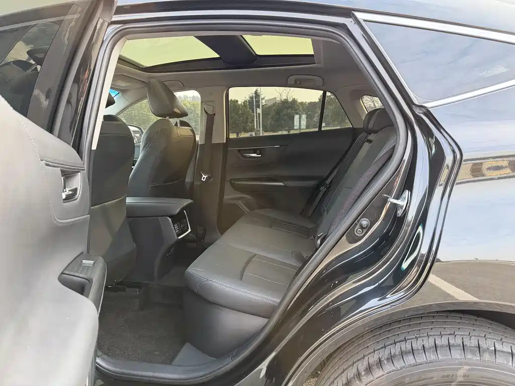 TOYOTA LING FANG HARRIER