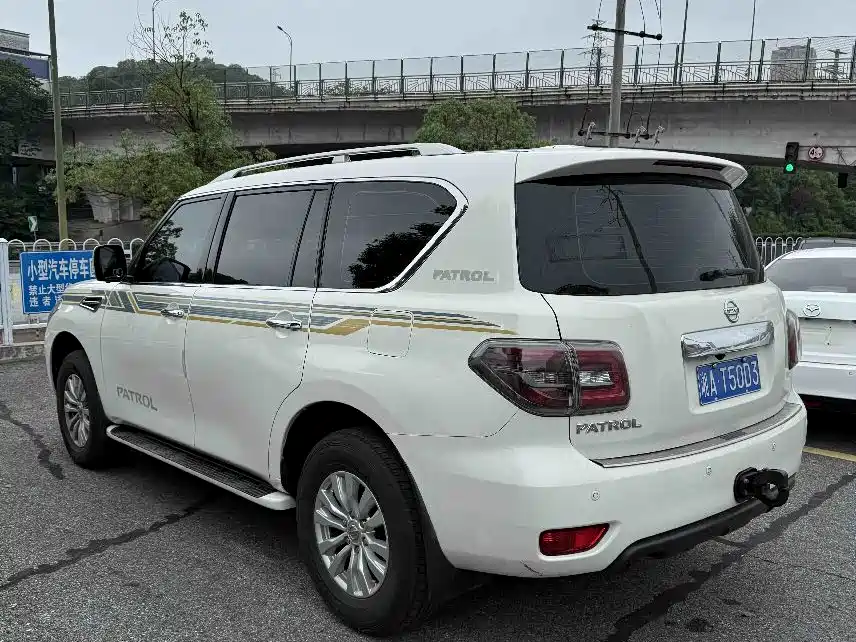 Nissan Patrol 2018 4.0L