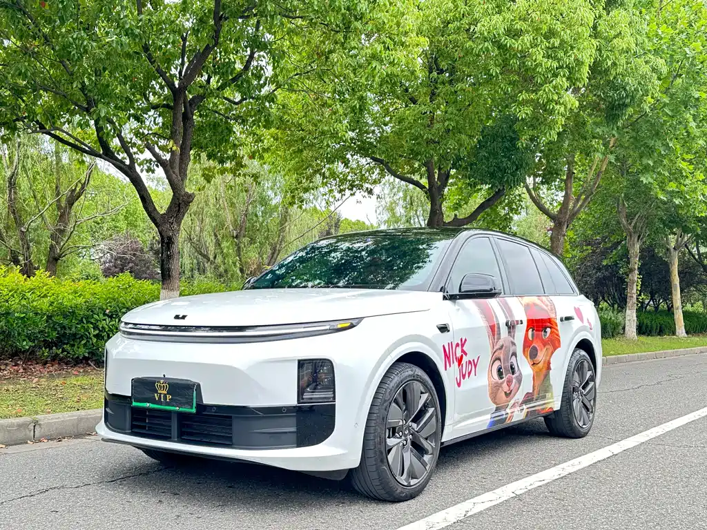 Li Auto L6