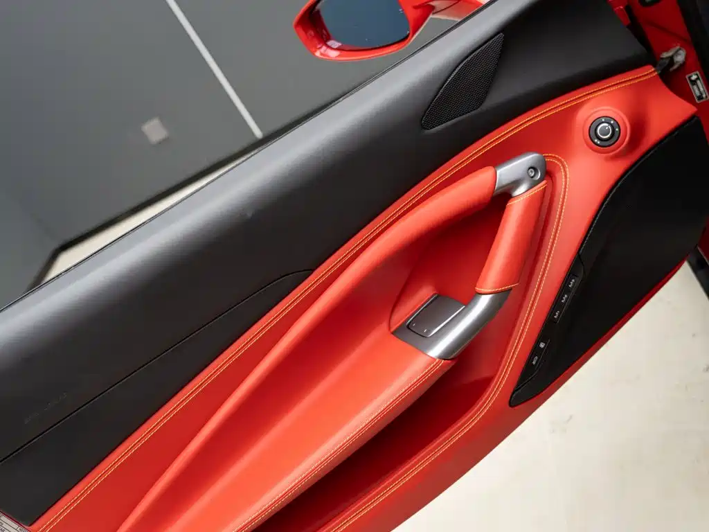 Ferrari F8 — миниатюра 9