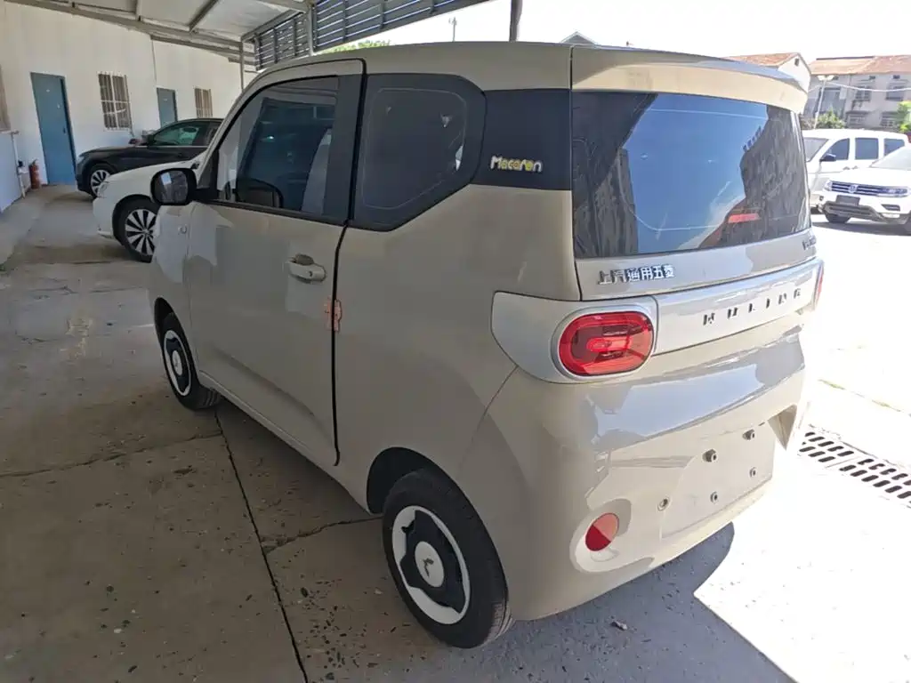 Wuling MINIEV — миниатюра 5