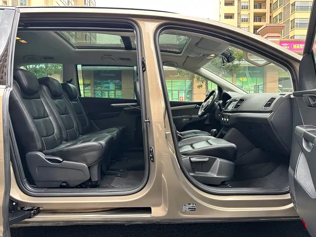 Volkswagen Sharan — миниатюра 12