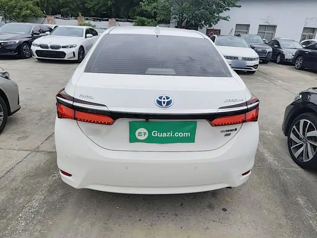 Toyota Corolla — миниатюра 6