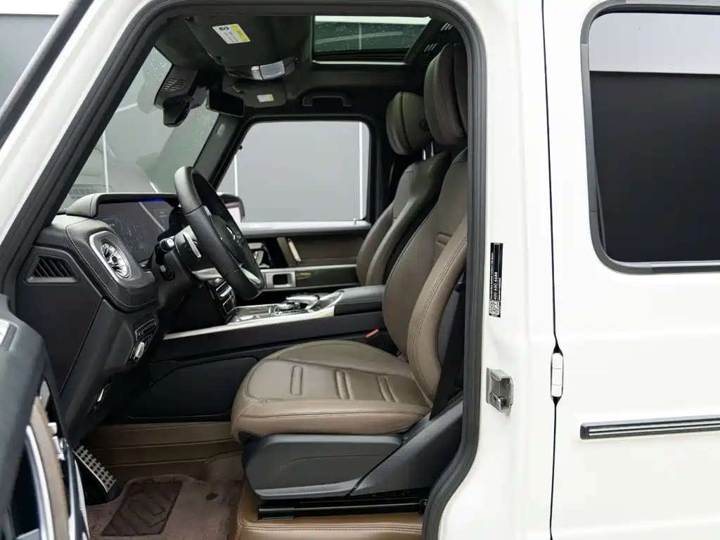 Mercedes-Benz G-Class — миниатюра 6