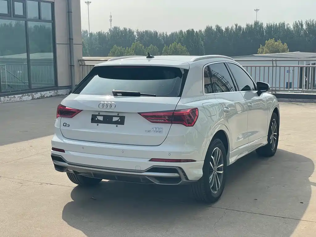 Audi Q3 — миниатюра 5