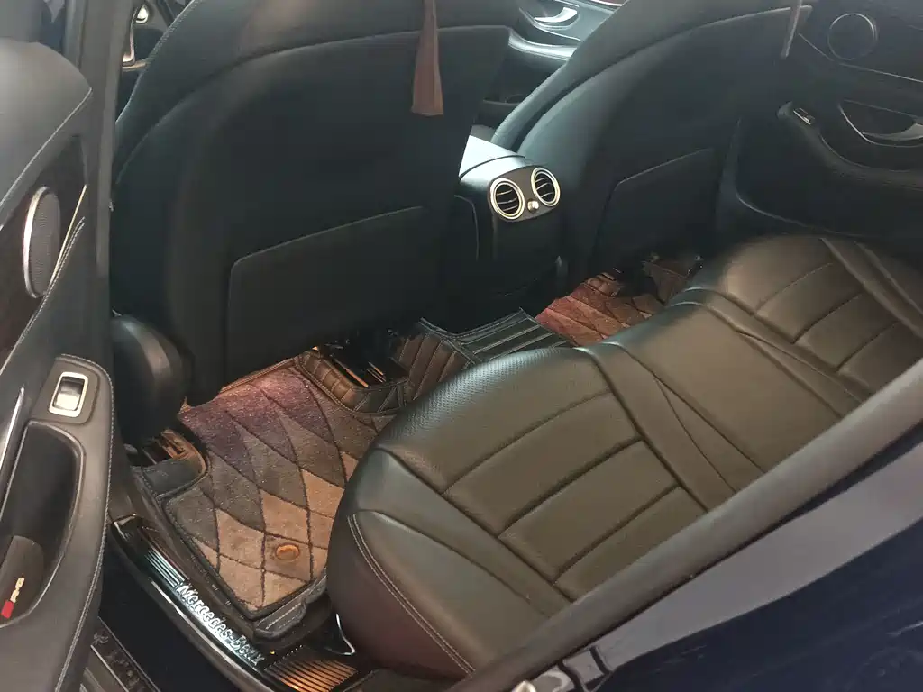 Mercedes-Benz GLC 2018 GLC 260 4MATIC