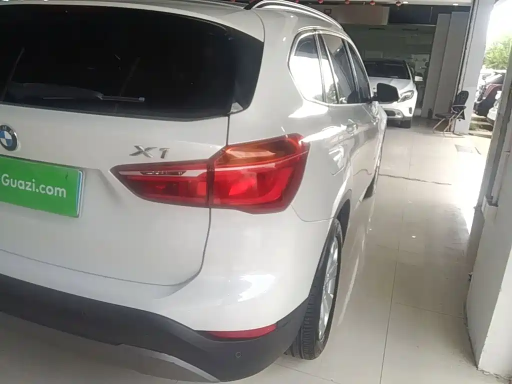 BMW X1 — миниатюра 8
