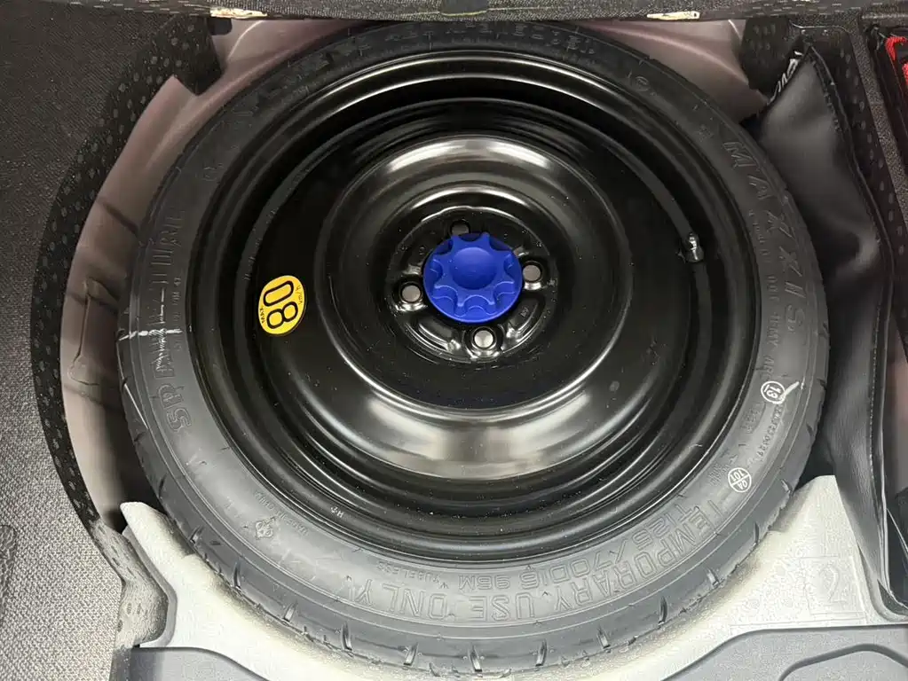 Toyota Yaris L — миниатюра 20