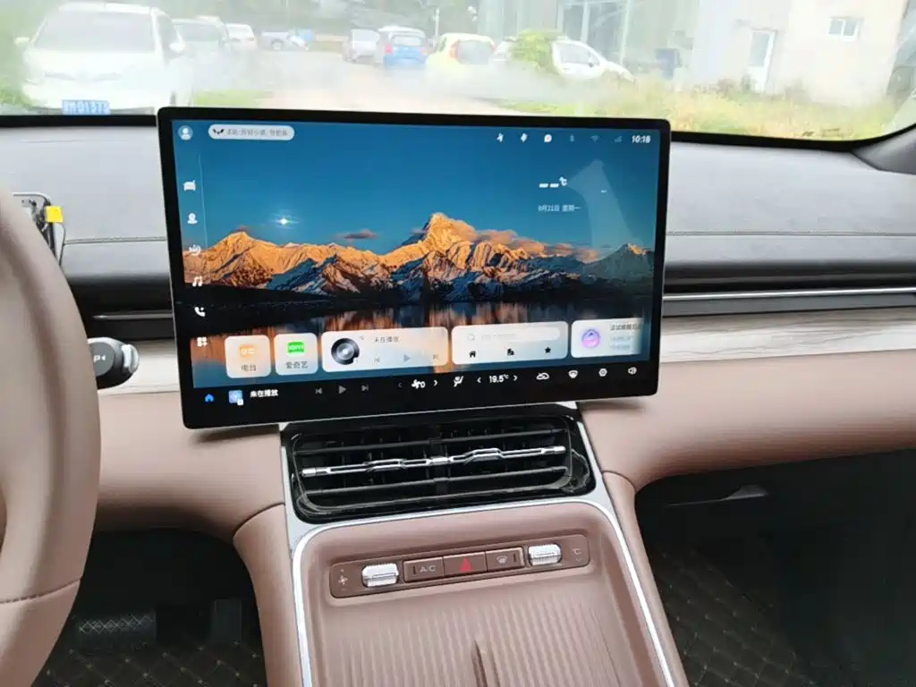 Wuling Xingguang S — миниатюра 13