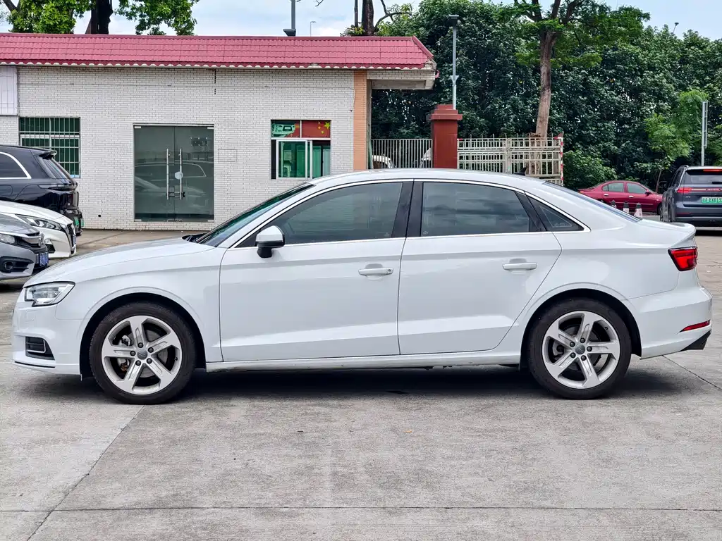 Audi A3 — миниатюра 5