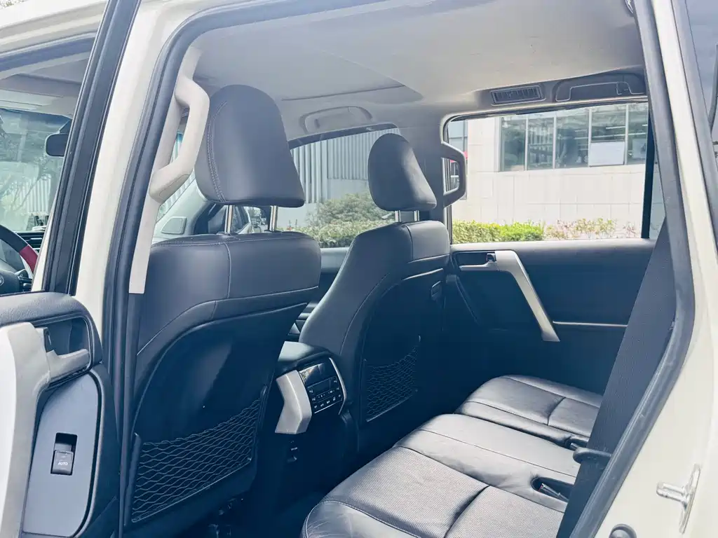 Toyota Land Cruiser Prado 2019 3.5L AT TX-L Premium