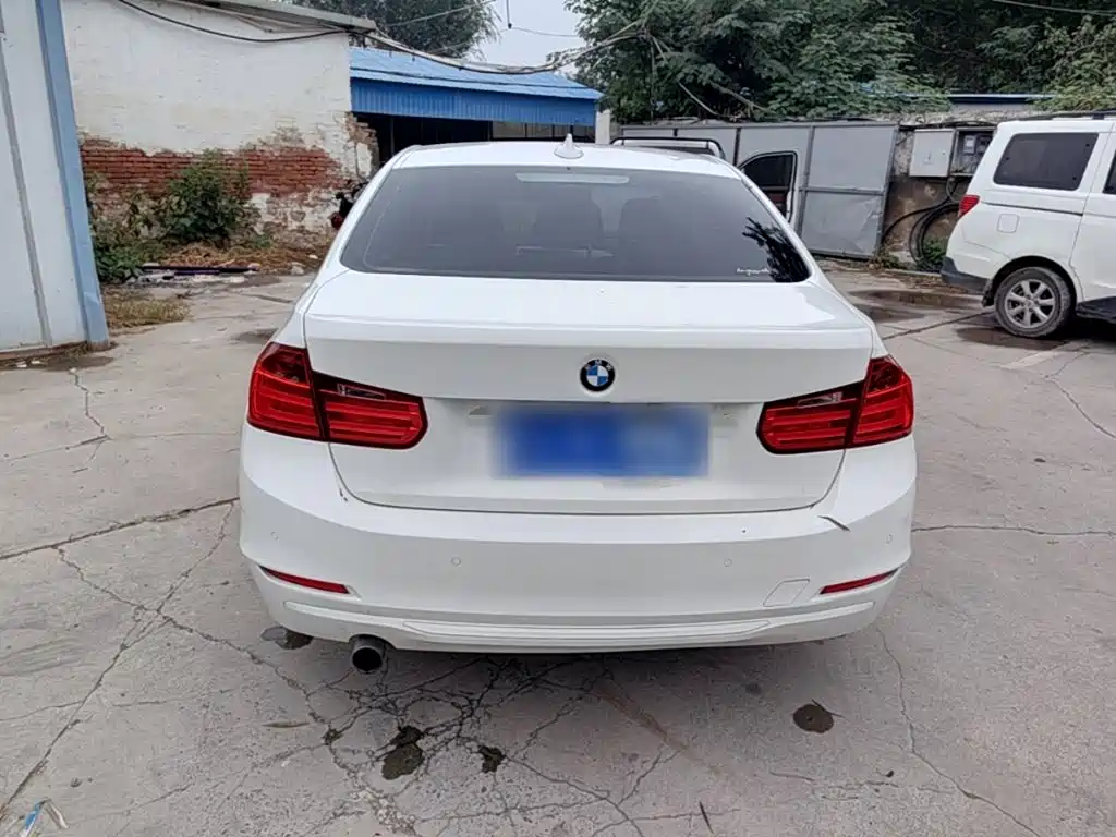 BMW 3 Series — миниатюра 6