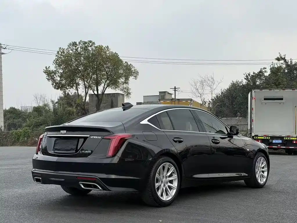 CADILLAC CT5