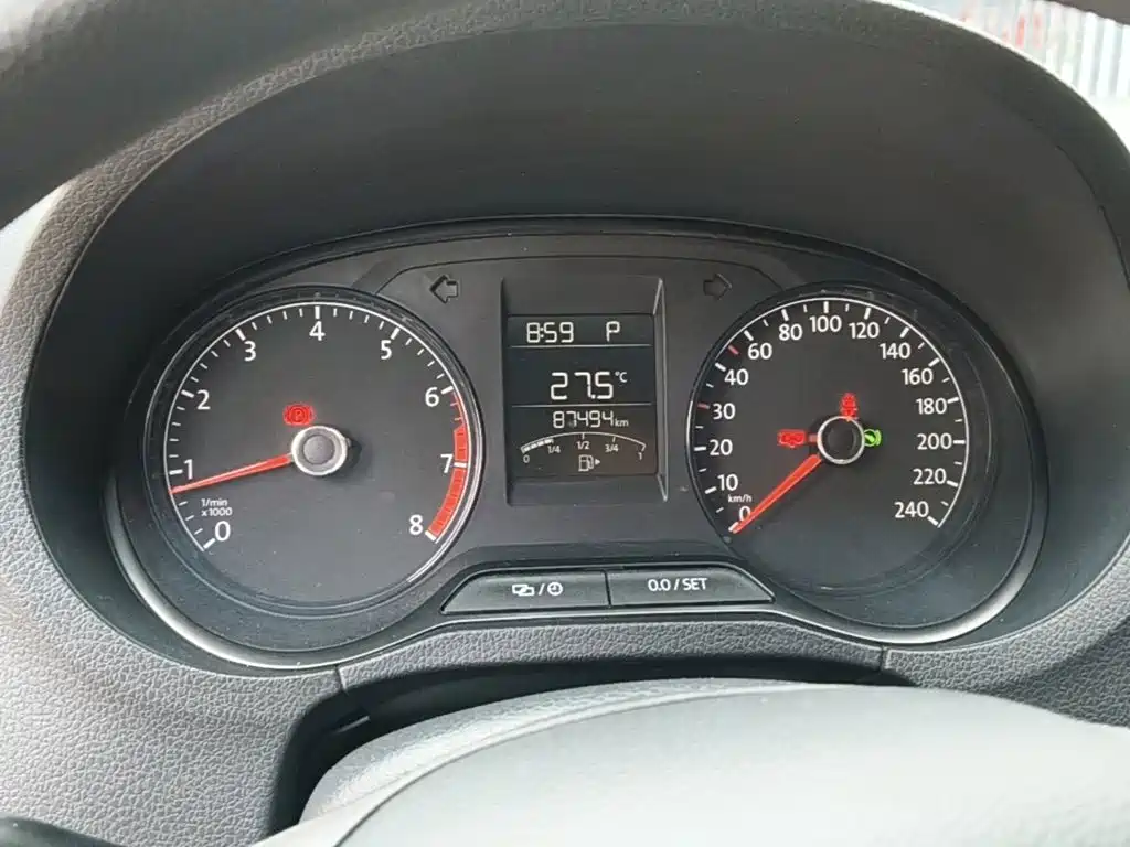 Volkswagen Polo — миниатюра 12