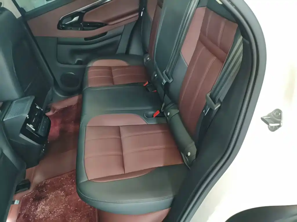Land Rover Evoque PHEV — миниатюра 17