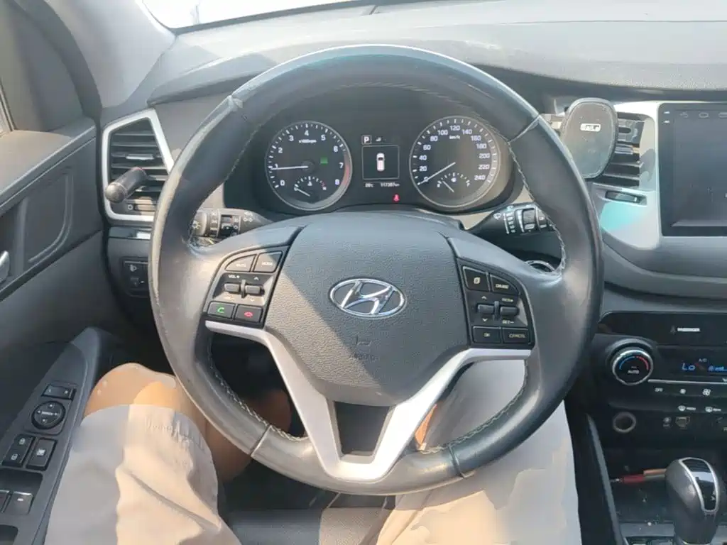Hyundai Tucson — миниатюра 11