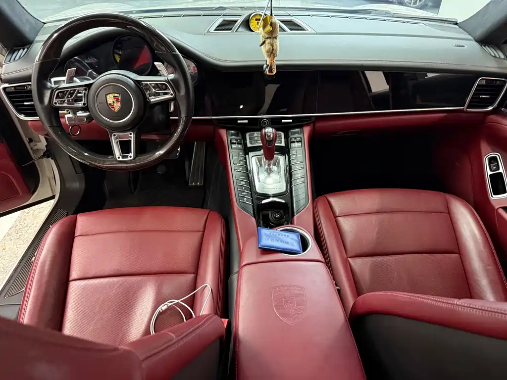 Porsche Panamera — миниатюра 6