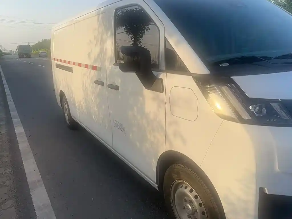 Farizon V 2026 V8E 350km