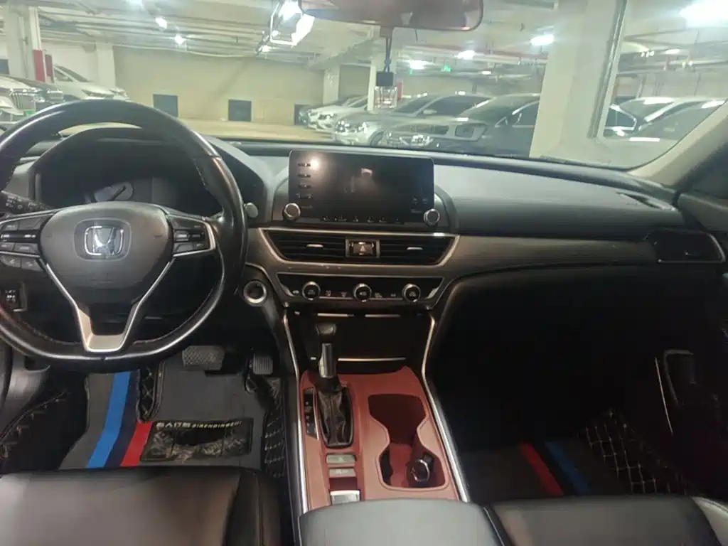 Honda Accord — миниатюра 11