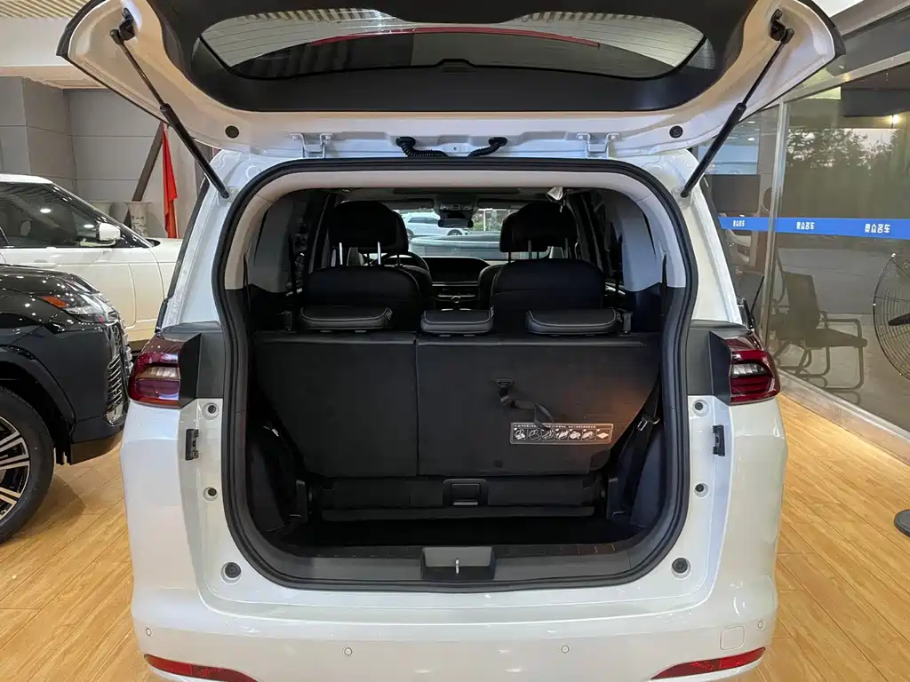 GAC Motor Trumpchi M6 — миниатюра 6