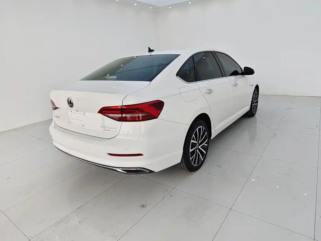 Volkswagen Lavida — миниатюра 10