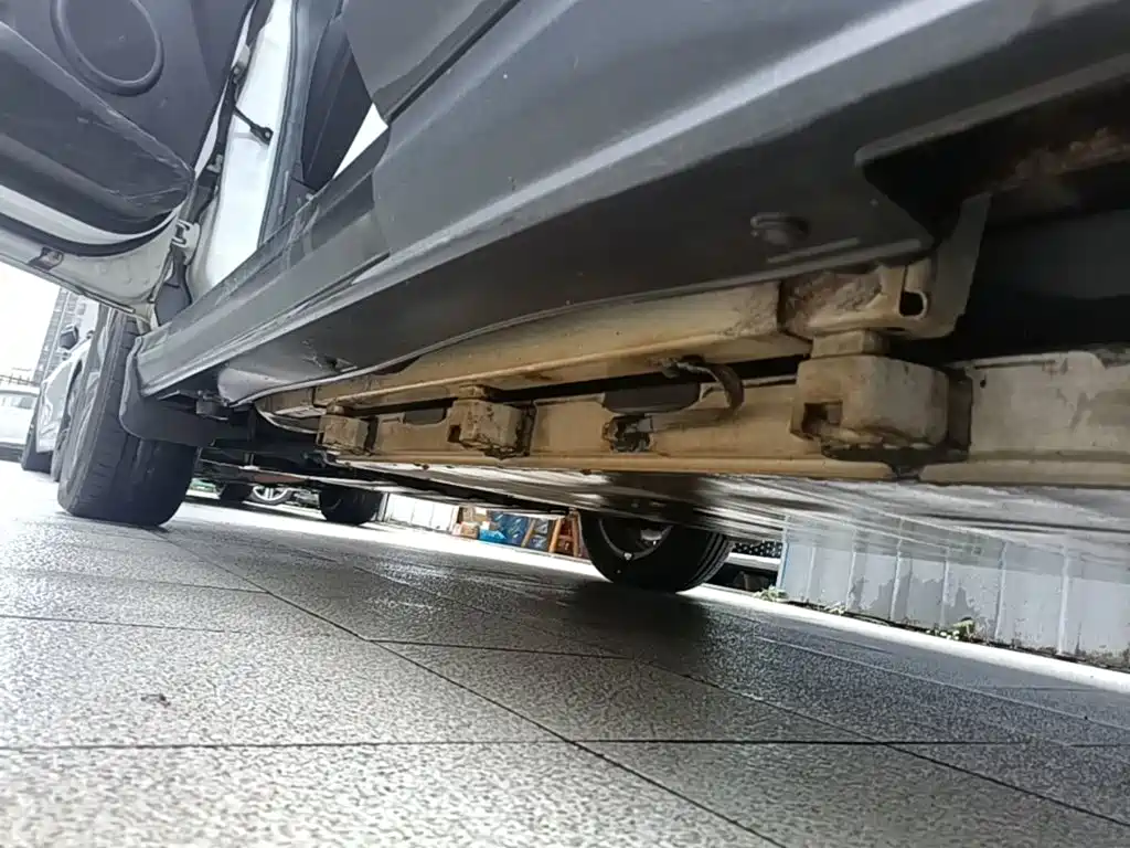 BYD Yuan EV — миниатюра 22