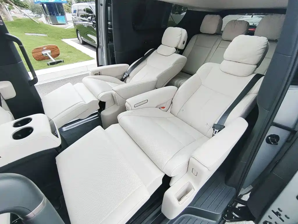 Li Auto Li MEGA — миниатюра 12