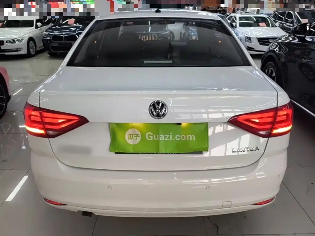 Volkswagen Lavida — миниатюра 6