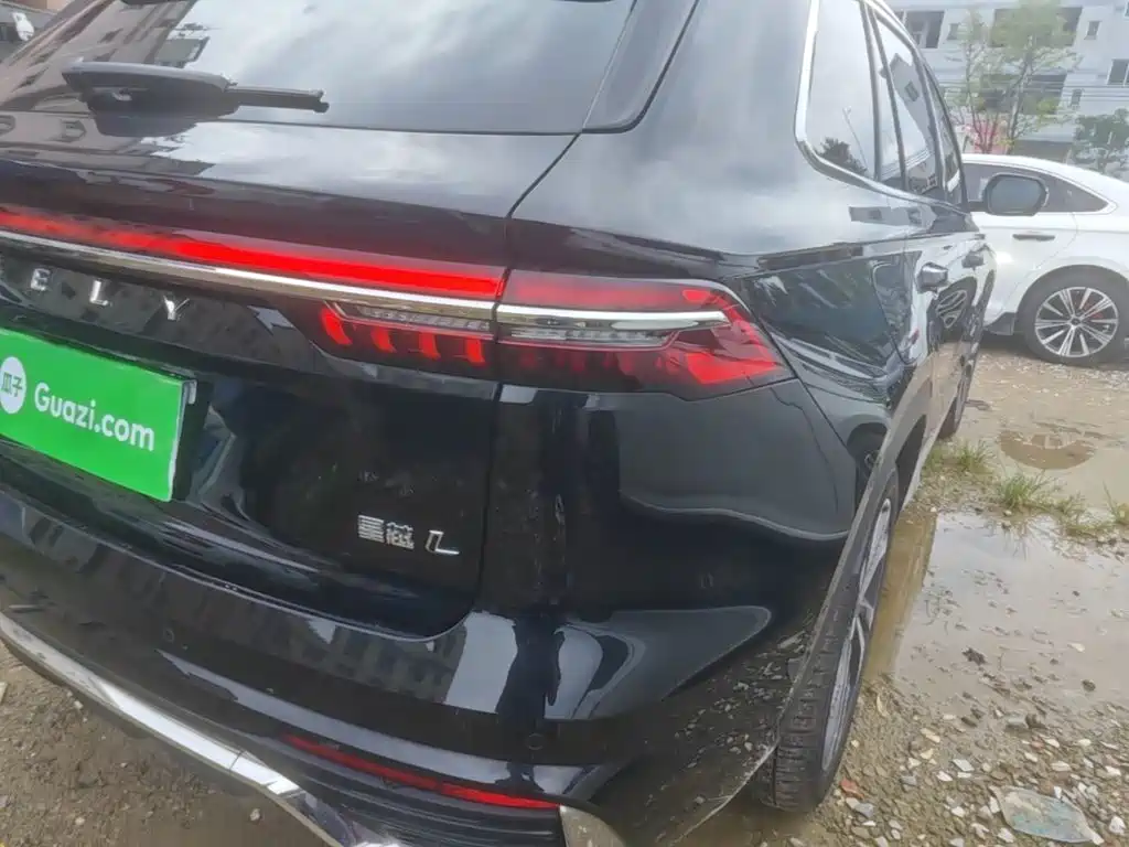 Geely Xingyue L — миниатюра 8