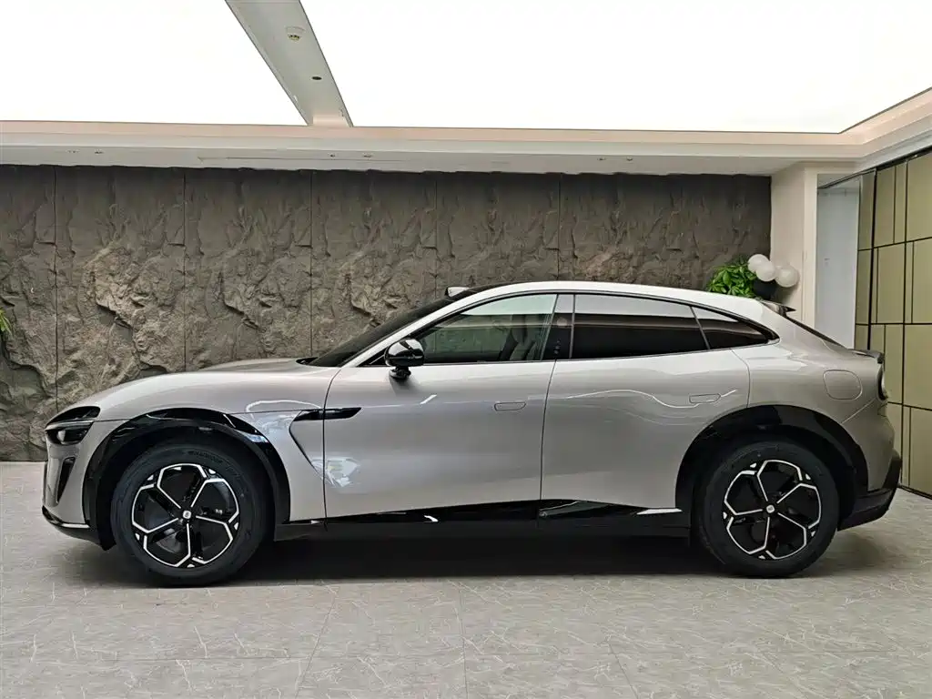 XIAOMI CAR XIAOMI YU7