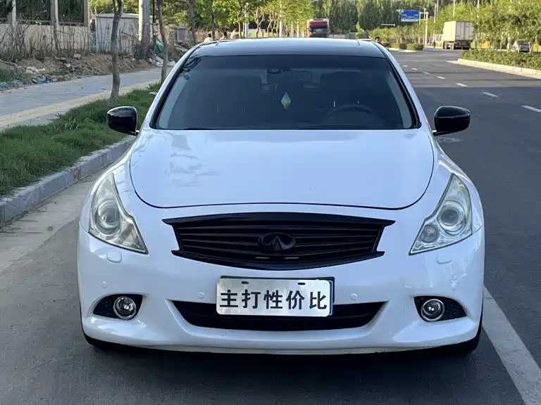Infiniti G 2014