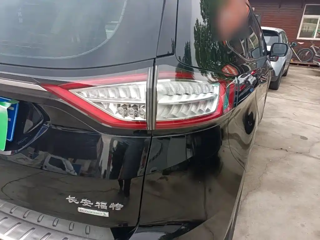Ford Edge 2018 EcoBoost 245 7 мест V