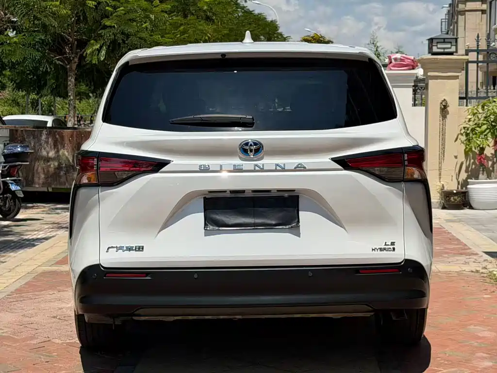 Toyota Sienna 2023 2.5L Comfort