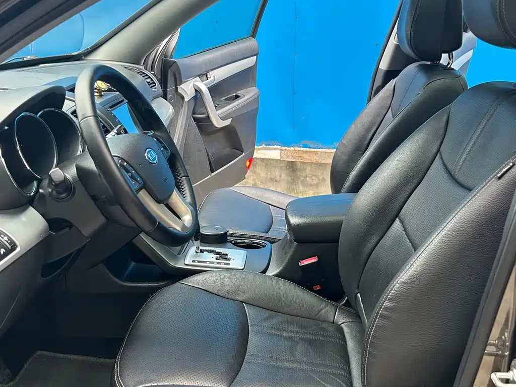 Kia Sorento — миниатюра 6