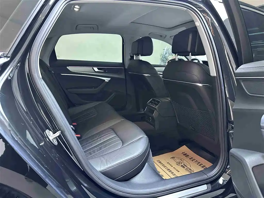 Audi A6L 2021 40 TFSI Luxury