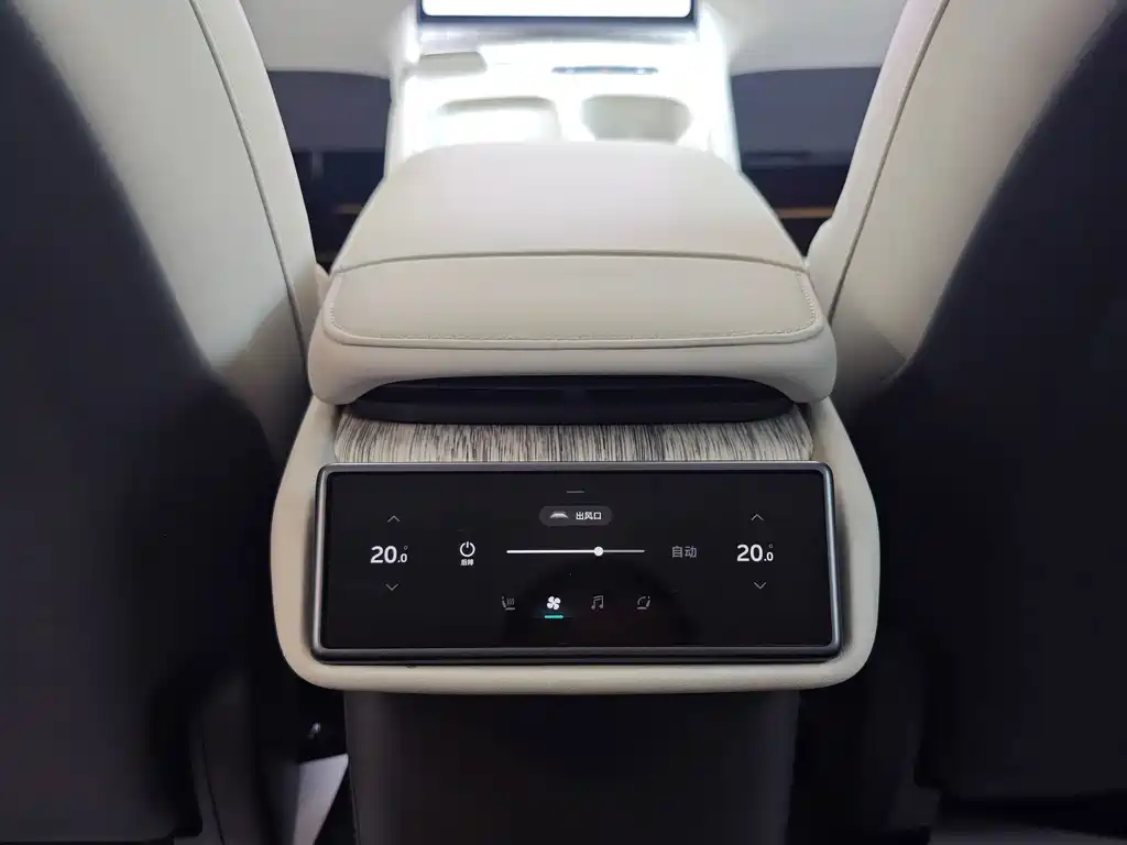 NIO ET7 — миниатюра 12