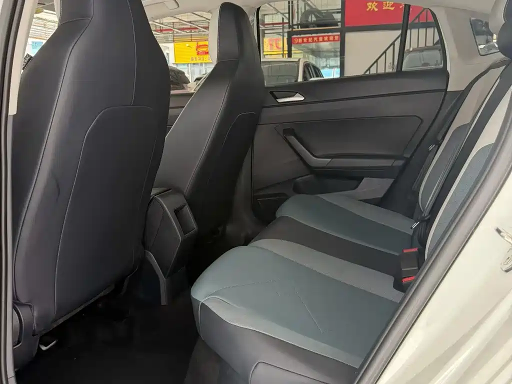 Volkswagen Lavida — миниатюра 7