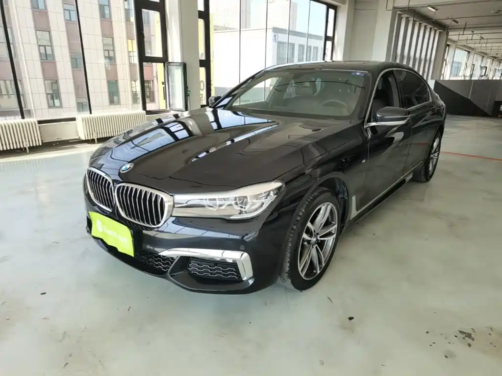 BMW 7 Series — миниатюра 2