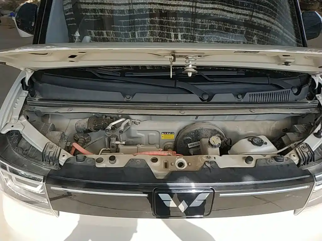 Wuling MINIEV — миниатюра 20