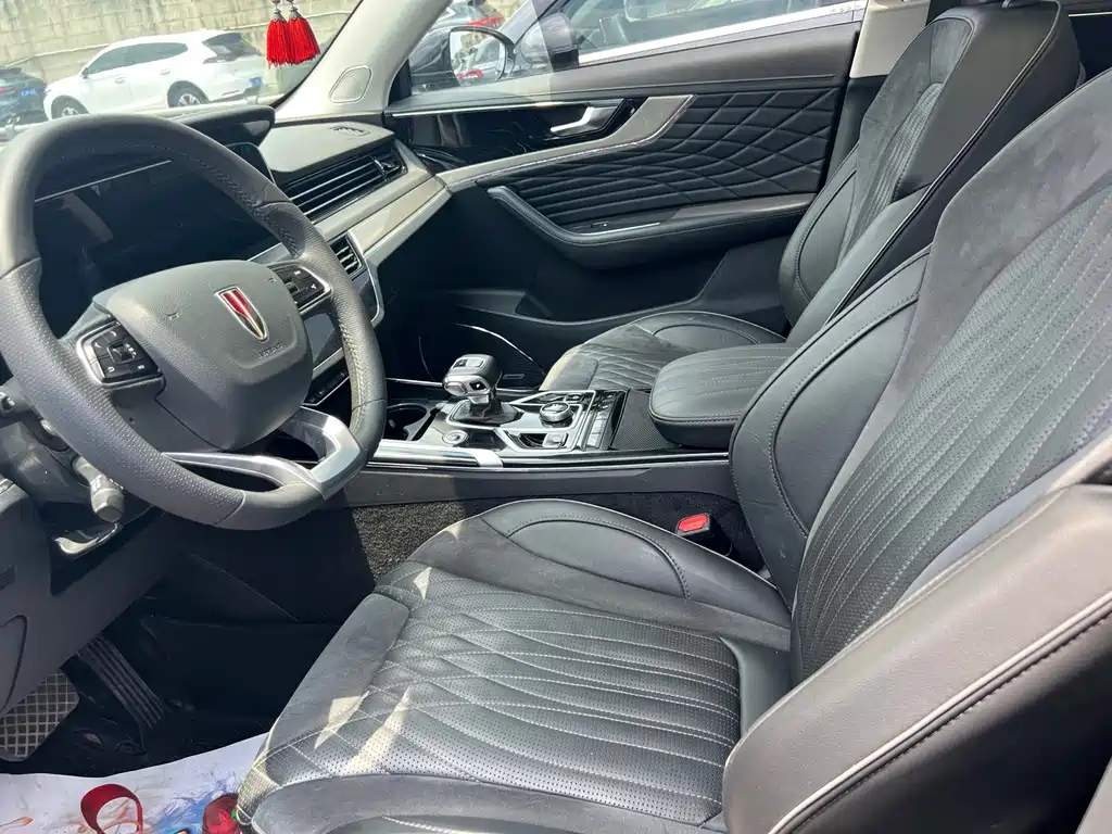 Hongqi Hongqi HS5 — миниатюра 4