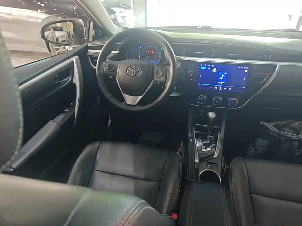 Toyota Corolla — миниатюра 11