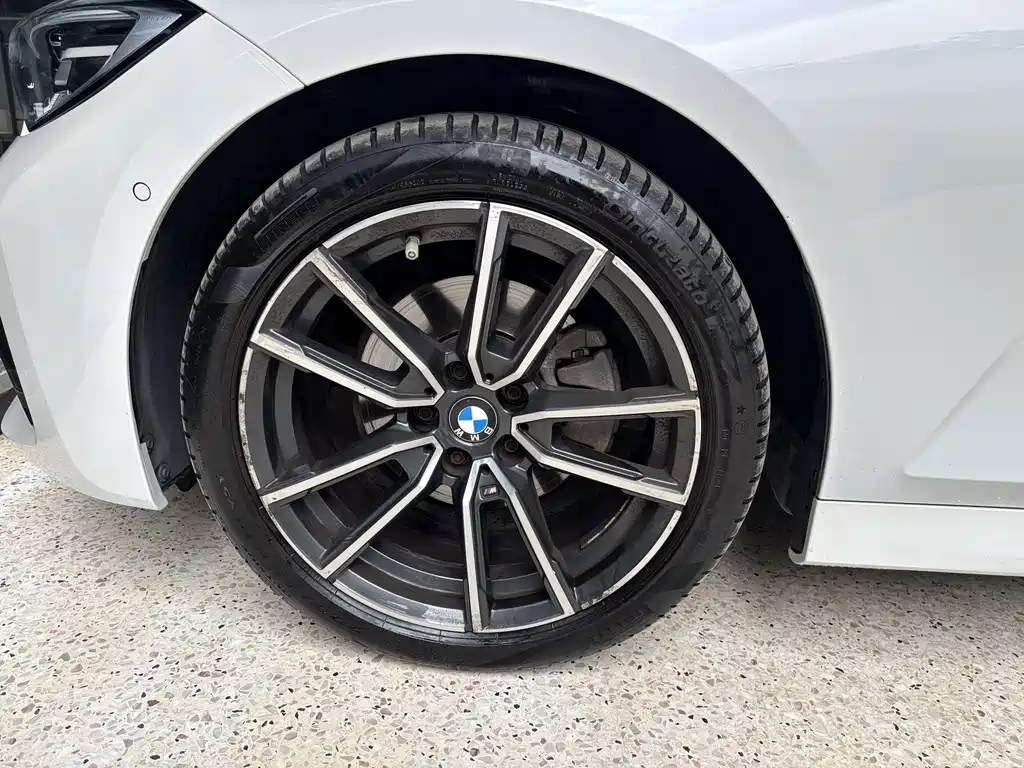 BMW 3 Series — миниатюра 23