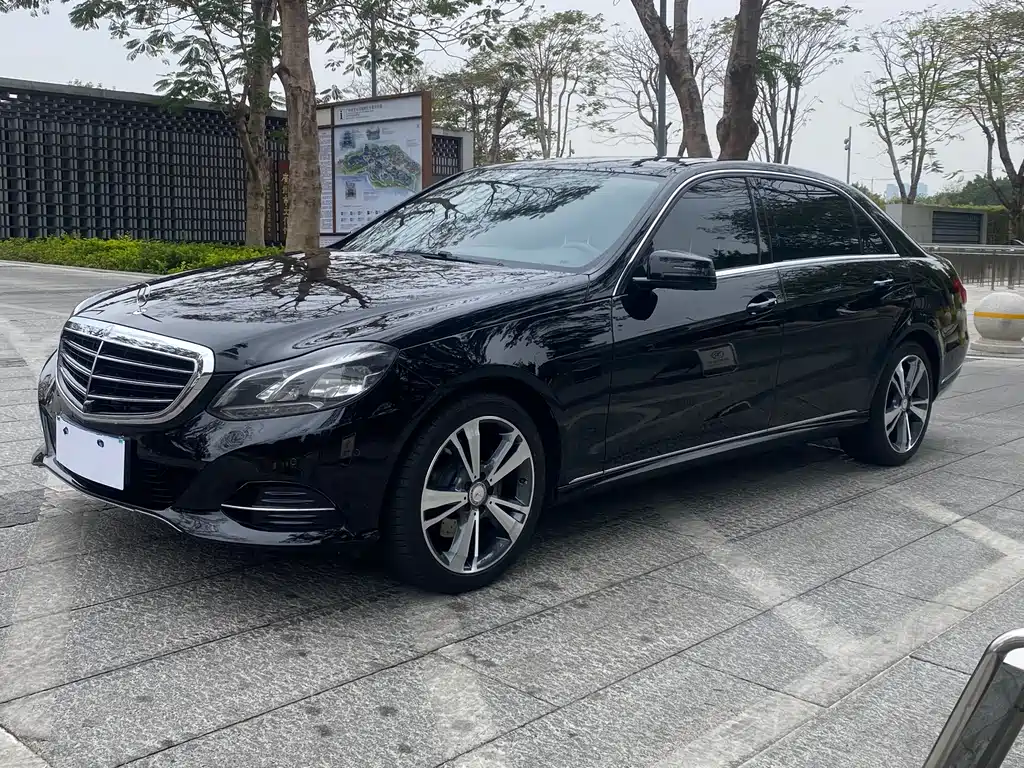 Mercedes-Benz E-Class 2014
