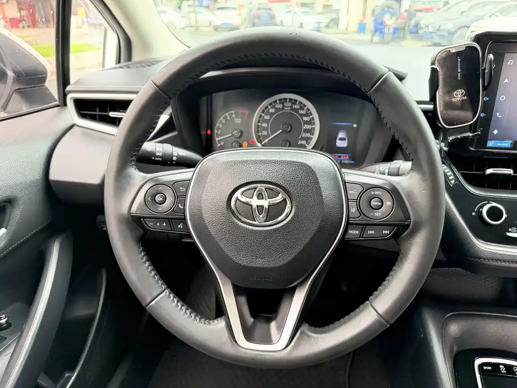Toyota Corolla — миниатюра 9
