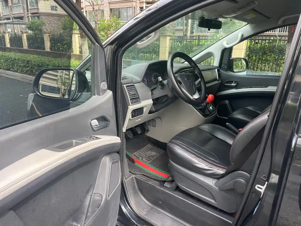 JAC Refine Refine M4 — миниатюра 6