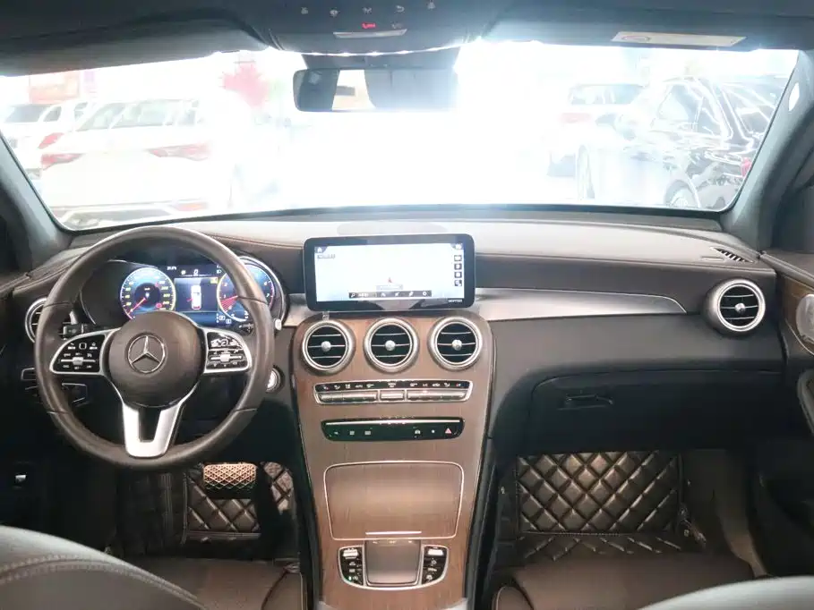 Mercedes-Benz GLC — миниатюра 5